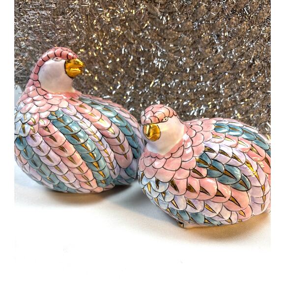Vintage Pair of Pastel Quail Figurines Hand Painted Gold Accents Toyo Japan - Picture 1 of 11